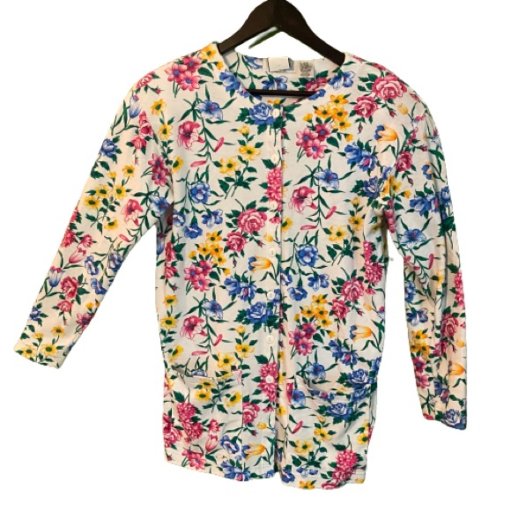 Vintage 80’s button up floral top